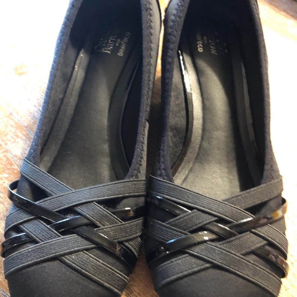 Black Women's Cross-Strap chunky wedge shoe